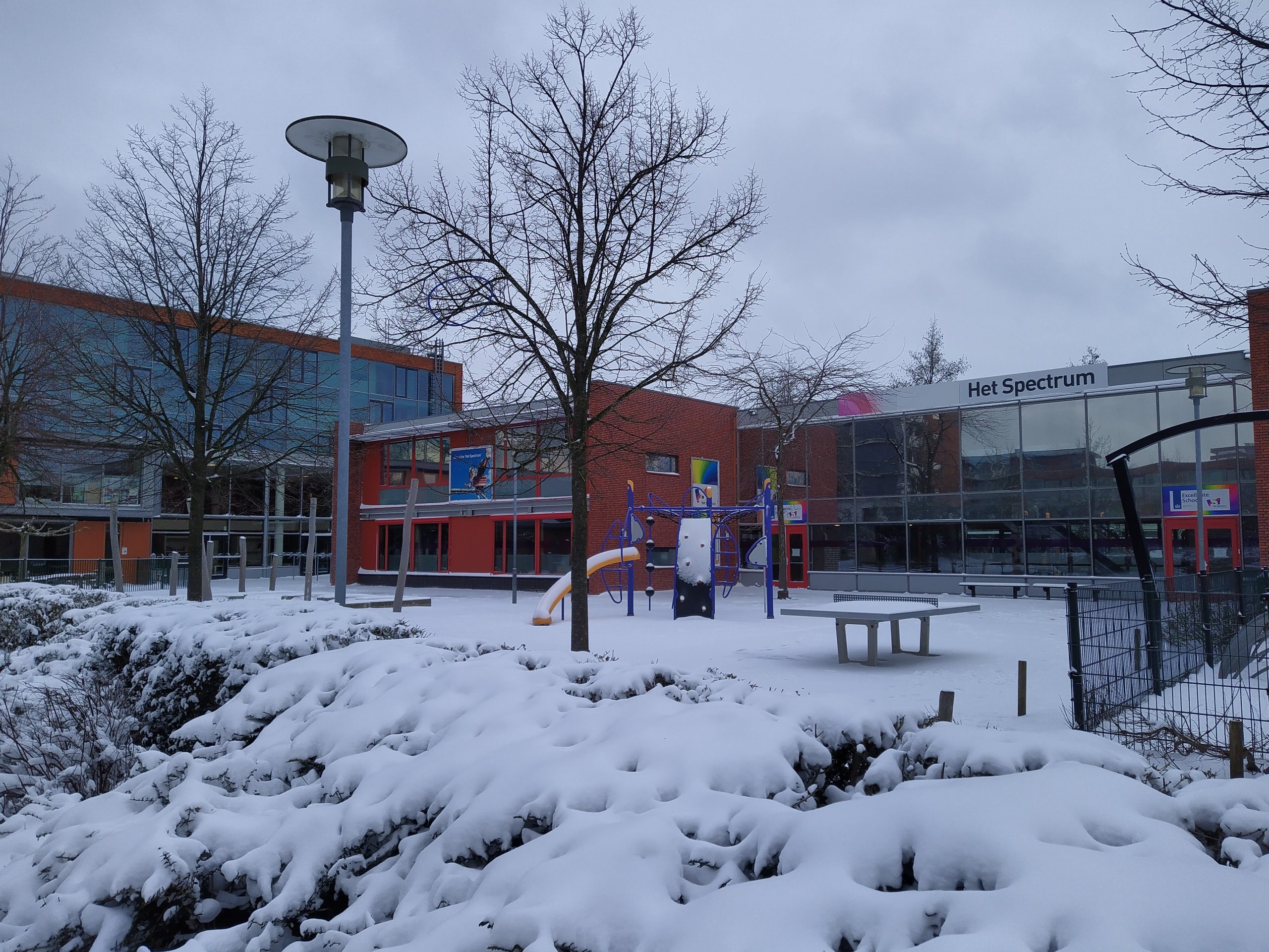 Basisschool Het Spectrum Nesselande Rotterdam sneeuw open